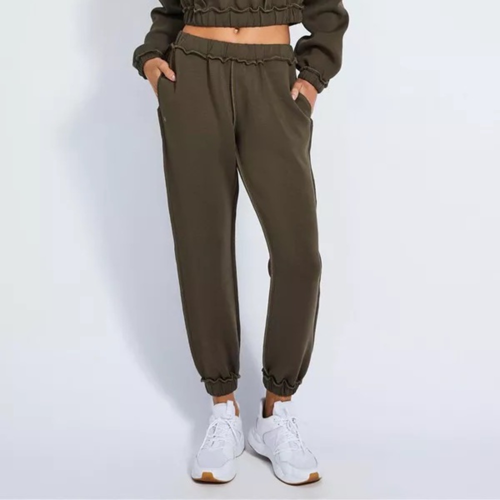 Devon Windsor Olive Women’s Raleigh Sweatpant